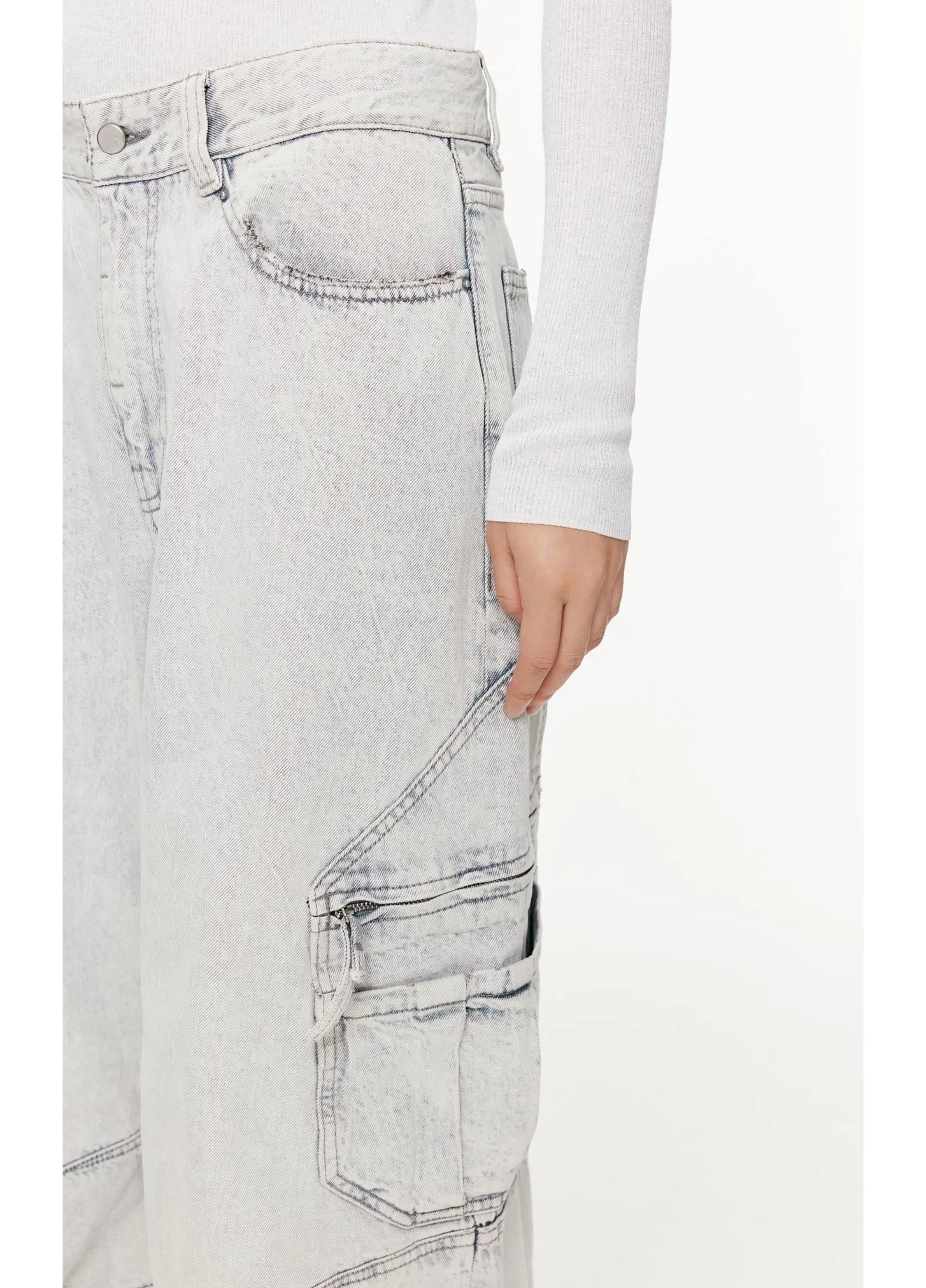 JNBY Relaxed Extra Long Cargo Jeans